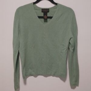 100% Cashmere, Green V-Neck Women's Sweater, Medium, Croft and Barrow